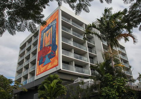 Cairns Plaza Hotel - Accommodation Sunshine Coast 1