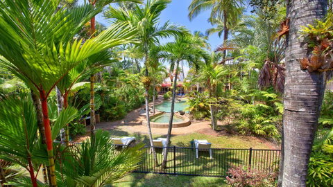 Cairns Rainbow Resort - Accommodation Sunshine Coast 1