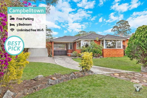 CAMPBELLTOWN HOLIDAY HOME 3 BED + FREE PARKING NCA039 - Accommodation Sunshine Coast 0