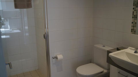Canberra CBD Metropolitan - Accommodation Sunshine Coast 1
