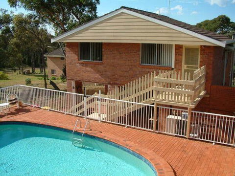 Canberra Cres 2E Burrill Lake, Upstairs Apartment - Accommodation Sunshine Coast 0