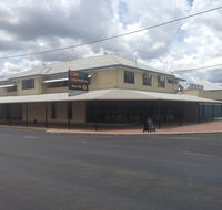 Capella Hotel Motel - Accommodation Sunshine Coast