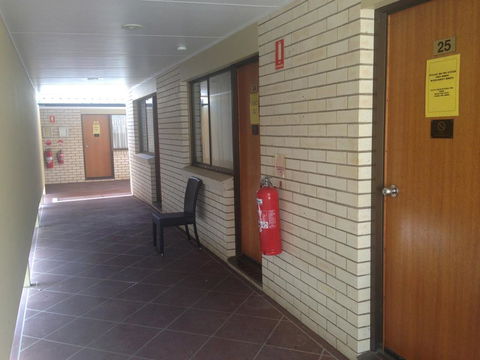 Capella Hotel Motel - Accommodation Sunshine Coast 2