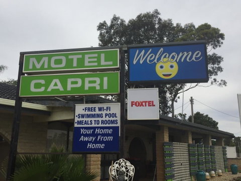 Capri Motel - Accommodation Sunshine Coast 0