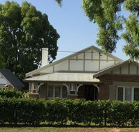 Casey Street Cottage Suite - Accommodation Sunshine Coast