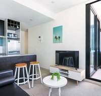 Central and Modern Apartment in Melbourne CBD - Accommodation Sunshine Coast