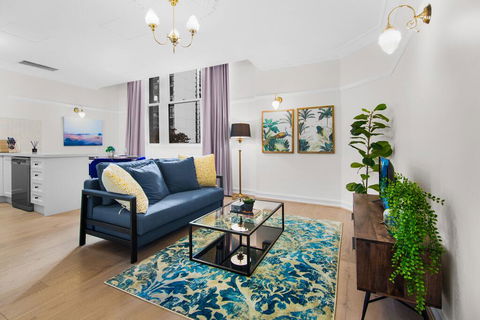 Central Apartment With Spacious Living And Dining - Accommodation Sunshine Coast 0