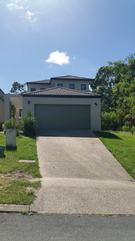 Central Gold Coast Large, Modern, Elevated House - Accommodation Sunshine Coast 0