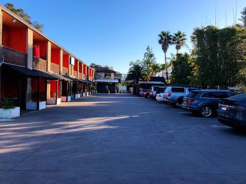 Central Jetty Motel - Accommodation Sunshine Coast 1