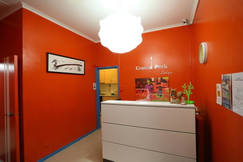 Central Perk Lodge - Accommodation Sunshine Coast 0