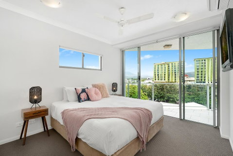 Centrepoint Apartments - Accommodation Sunshine Coast 1