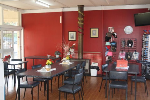 Century Motor Inn - Accommodation Sunshine Coast 0