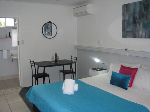 Charm City Motel - Accommodation Sunshine Coast 0