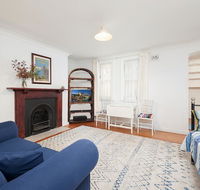Charming Centrally Located 2 Bedroom Accommodation - Accommodation Sunshine Coast