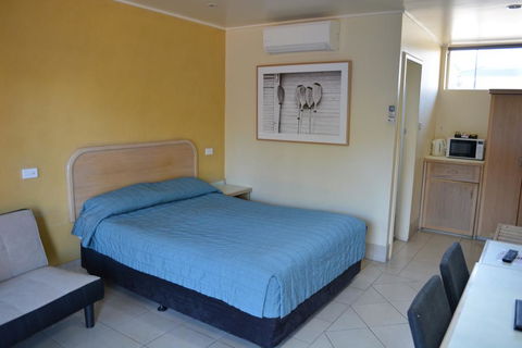 Chelsea Motor Inn - Accommodation Sunshine Coast 0