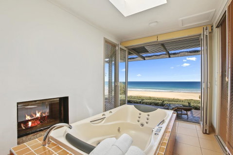 Chocolate Gannets - Accommodation Sunshine Coast 3