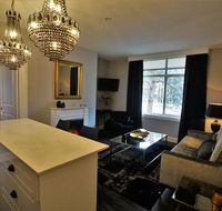 City Life Apartment-full kitchen  separate bedroom - Accommodation Sunshine Coast