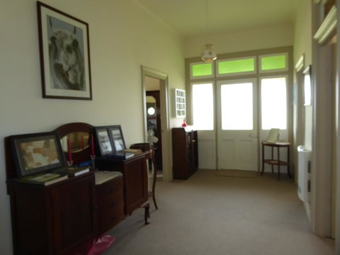 Claremont Farmhouse - Accommodation Sunshine Coast 0
