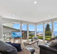 COASTAL HAVEN - panoramic ocean views - Accommodation Sunshine Coast
