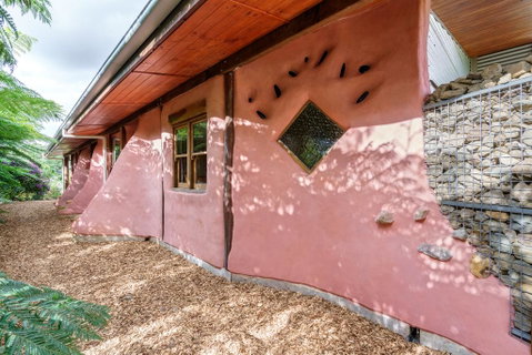Cobhearthome - Accommodation Sunshine Coast 0
