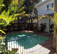 Coconut Palms On The Bay - Accommodation Sunshine Coast