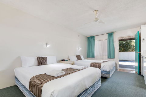 Coffs Harbour Pacific Palms Motel - Accommodation Sunshine Coast 1