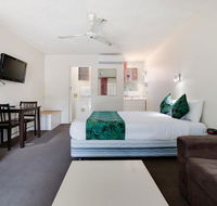 Coffs Harbour Pacific Palms Motel - Accommodation Sunshine Coast