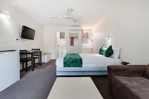 Coffs Harbour Pacific Palms Motel - Accommodation Sunshine Coast 0