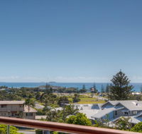Coffs Jetty Beach House - Accommodation Sunshine Coast