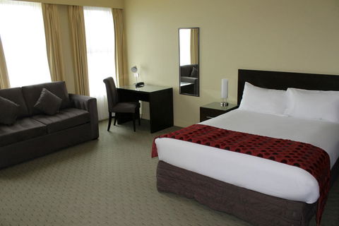 Comfort Inn & Suites City Views - Accommodation Sunshine Coast 3