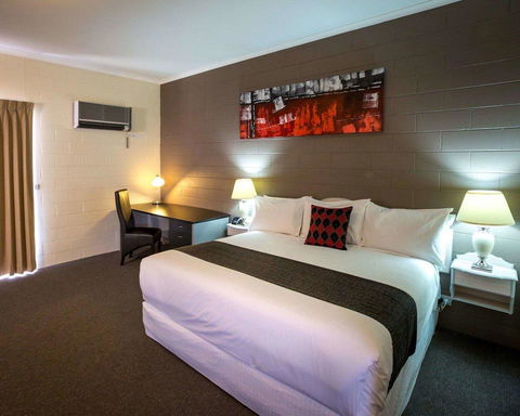 Comfort Inn & Suites King Avenue - Accommodation Sunshine Coast 1