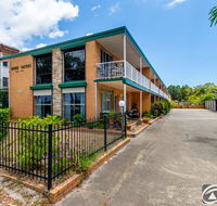 Comfy Ground Floor Unit opposite waterfront Welsby Pde Bongaree - Accommodation Sunshine Coast