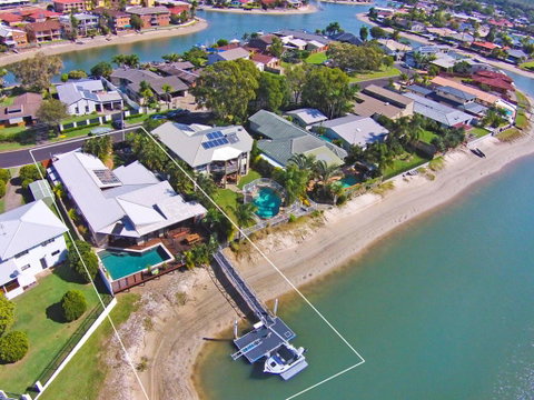 Coorumbong 16 - 5 BDRM Canal Home With Pool - Accommodation Sunshine Coast 0