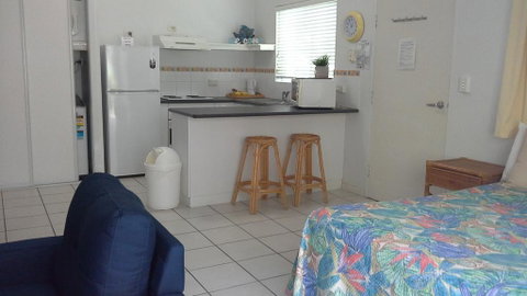 Coral Suite In Resort Complex - Accommodation Sunshine Coast 2