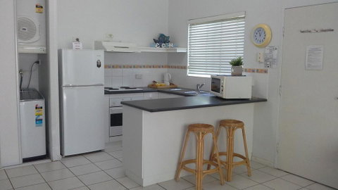 Coral Suite In Resort Complex - Accommodation Sunshine Coast 3