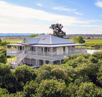Cornwallis House - Accommodation Sunshine Coast