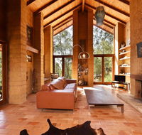 Corymbia Cottage - unique quirky private a guest favourite - Accommodation Sunshine Coast