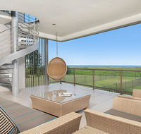 Costa del Sol - WiFi and Austar - Accommodation Sunshine Coast