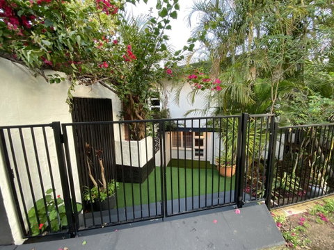Cosy Units Convenient Fit All Needs - Accommodation Sunshine Coast 2