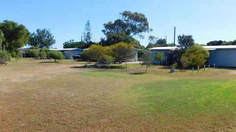 Cottage 55 - Topspot Cottages - Accommodation Sunshine Coast 2
