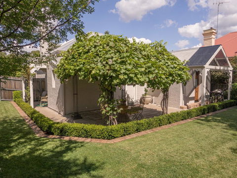 Cottage 79 - Accommodation Sunshine Coast 3