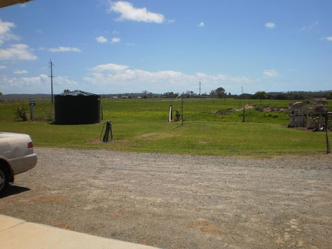 Country View Motel Ilbilbie - Accommodation Sunshine Coast 2