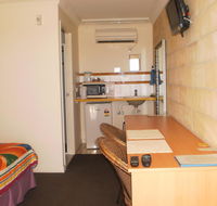 Country View Motel Ilbilbie - Accommodation Sunshine Coast
