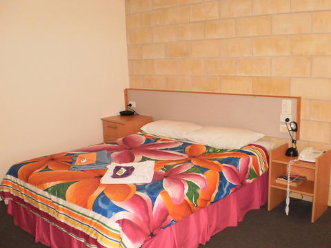 Country View Motel Ilbilbie - Accommodation Sunshine Coast 1