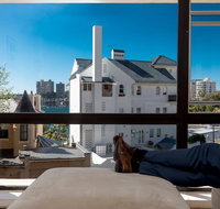 Couple's Gateway in Sunny Elizabeth Bay - Accommodation Sunshine Coast