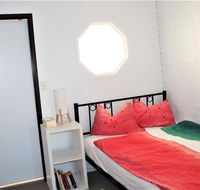 Cozy and cute comfort stay close to University Female only - Accommodation Sunshine Coast
