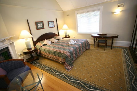 Darcy's Hotel - Accommodation Sunshine Coast 3
