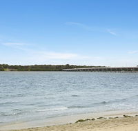 Delightful Duplex on Rose Ct Bongaree - Accommodation Sunshine Coast