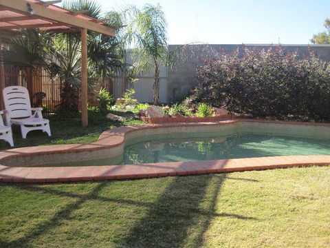 Desert Rose Inn Alice Springs - Accommodation Sunshine Coast 2