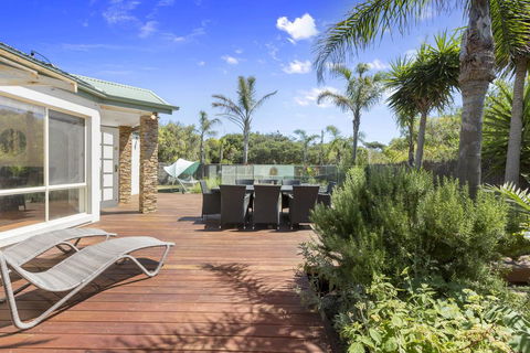 DIAMOND BAY RETREAT - SORRENTO - Accommodation Sunshine Coast 3